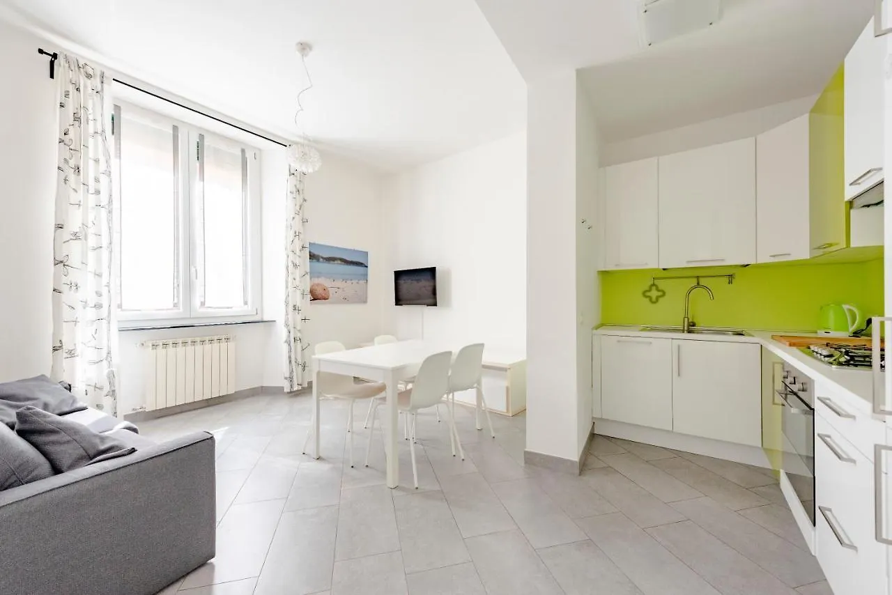 Altido Green Flat Janov