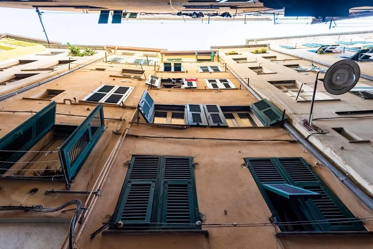 Altido Green Flat Genoa 0*,  Italy